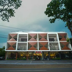 Hotel Royalton Residency